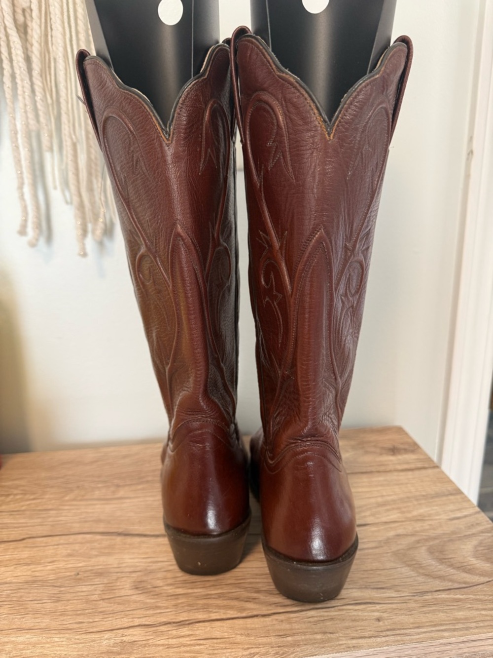 Dan Post Tan Men’s Leather Western Boots with Embossed Stitching Size 9 - Picture 9 of 13